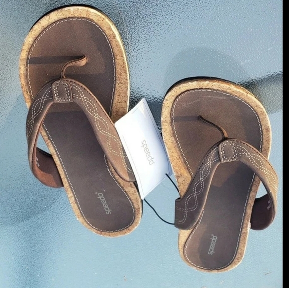 Speedo NWT sz 9 Brown Thong Flip Flops Women's Casual Flat Cork Insole - Picture 3 of 12